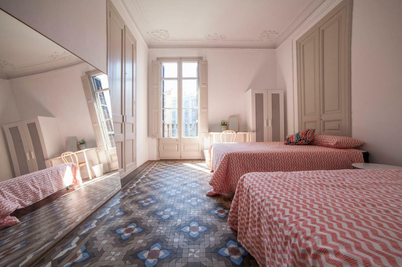 B21-Apartamento Modernista Para Grupos Барселона Экстерьер фото